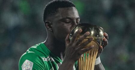 El fuerte respaldo de un ex DT de Hinestroza: "Tiene la cabeza para jugar en Boca" imagen-10