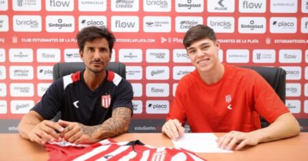 Estudiantes presentó a su tercer refuerzo y el cuarto está al caer imagen-13