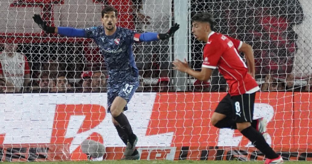 Rey, de «tenemos mucha bronca» a «queremos ganar ya» Rey, de "tenemos mucha bronca" a "queremos ganar ya" imagen-5