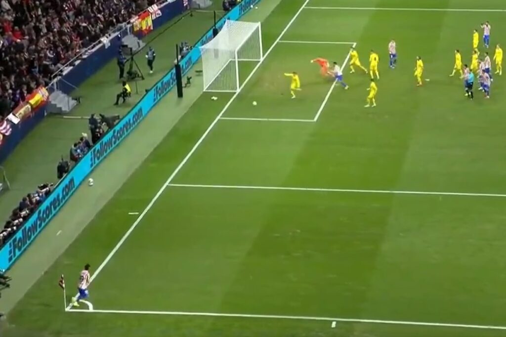 Champions League: el gol olímpico que le anularon a Julián Alvarez, los tantos de Enzo Fernández y Alexis Mac Allister, y el blooper de un arquero imagen-5