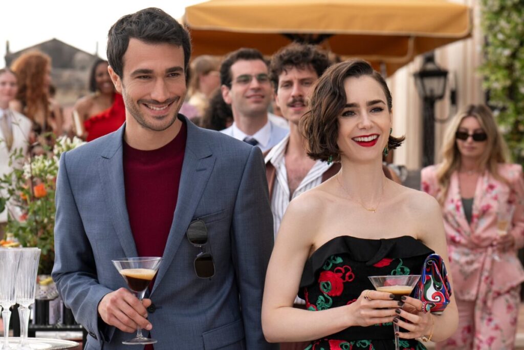 Es argentino, viajó a Roma para cubrir la muerte del papa Francisco y terminó como actor en la serie más exitosa de Netflix imagen-5