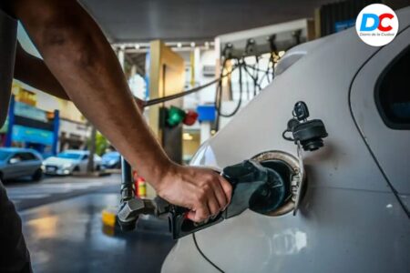 El Gobierno nacional aplica otra suba a los impuestos a los combustibles: impactará en la nafta y el gasoil desde febrero imagen-7