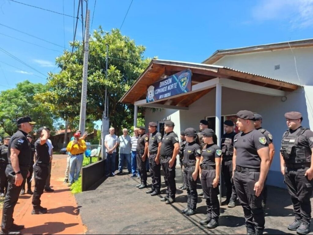 Asumieron nuevos Jefes en Comisarías y Divisiones de la Unidad Regional II imagen-4