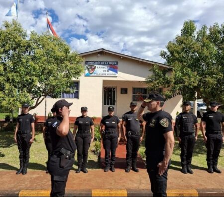 Asumieron nuevos Jefes en las Dependencias Policiales de Campo Viera imagen-23