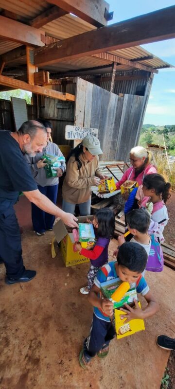 Solidaridad en tiempos difíciles: Cáritas Catedral Oberá cerró el 2025 con intensa asistencia y ya mira al ciclo lectivo 2026 Solidaridad en tiempos difíciles: Cáritas Catedral Oberá cerró el 2025 con intensa asistencia y ya mira al ciclo lectivo 2026 imagen-7