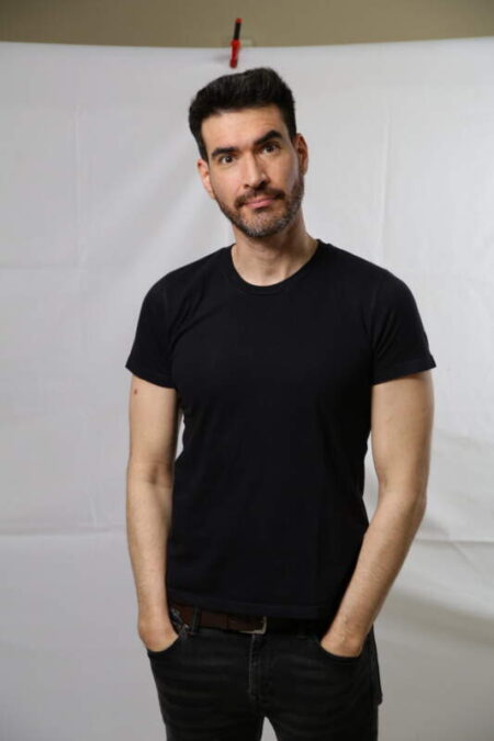 Juanse Buzó presenta su nuevo unipersonal «es todo un tema» en Posadas imagen-12