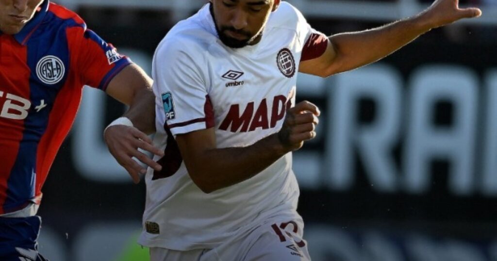 Video: los goles de la victoria parcial de Lanús sobre San Lorenzo Video: los goles de la victoria parcial de Lanús sobre San Lorenzo imagen-4