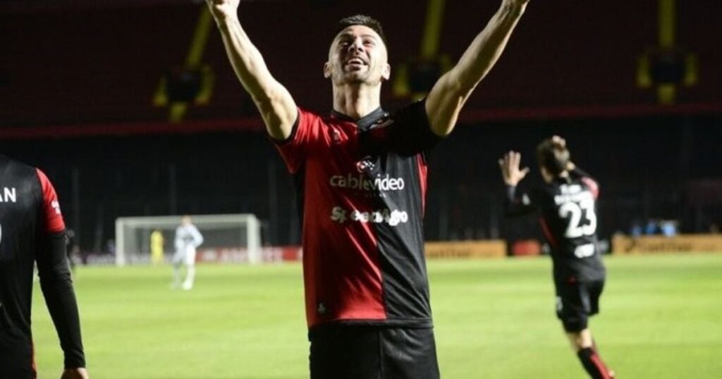 El refuerzo con el que Colón busca romper el mercado de la Primera Nacional imagen-5