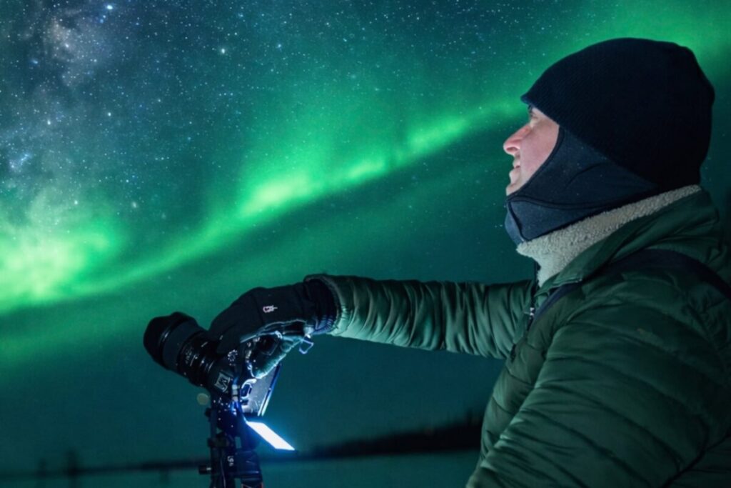 El fotógrafo argentino que vive a -25°C y sueña con mostrarle las auroras boreales a la familia Messi El fotógrafo argentino que vive a -25°C y sueña con mostrarle las auroras boreales a la familia Messi imagen-5