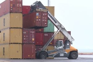 El Puerto de Posadas incorpora 220 contenedores y amplía la operatoria exportadora El Puerto de Posadas incorpora 220 contenedores y amplía la operatoria exportadora imagen-5