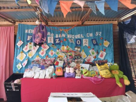 Con todo éxito se celebró la fiesta de los Reyes Magos de María Morínigo en el barrio Yacyretá imagen-15