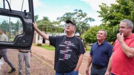 Passalacqua encabezó una jornada de supervisión de obras y entrega de equipamiento en Alba Posse imagen-9