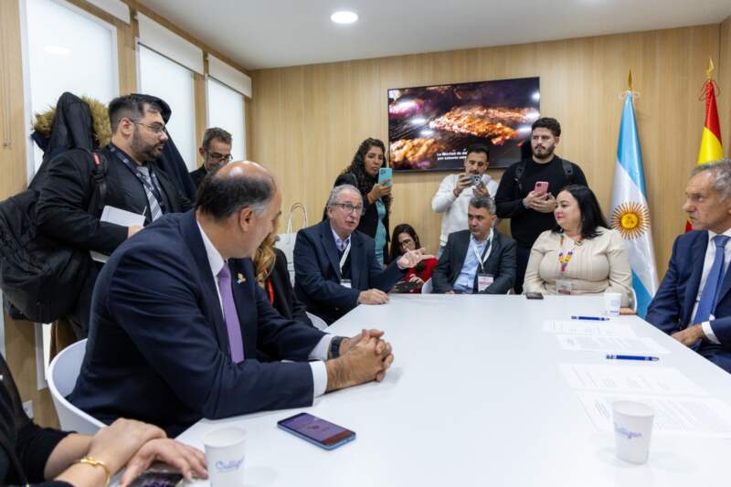 FITUR 2026: Misiones mostró su potencial y avanzó en inversiones y vuelos FITUR 2026: Misiones mostró su potencial y avanzó en inversiones y vuelos imagen-5