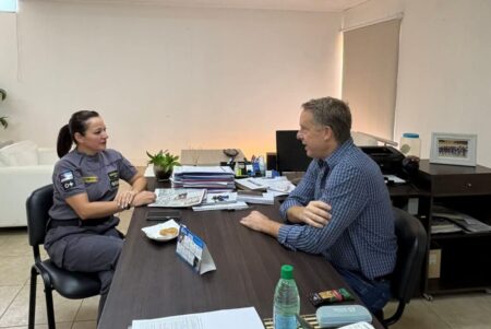 Reunión de trabajo entre el Presidente del IPS y la Directora del Servicio Penitenciario Provincial imagen-87