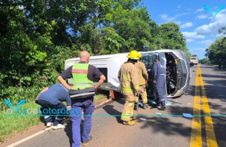 Tarde accidentada en la Ruta 12: varios lesionados tras un choque Tarde accidentada en la Ruta 12: varios lesionados tras un choque imagen-10