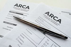 La recaudación de 2025 en el país cayó 1% real y cerró en $183,1 billones imagen-12