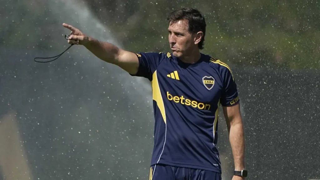 Úbeda sorprendió con el once de Boca: los dos refuerzos titulares y el "mediocampo ideal" - TyC Sports imagen-4