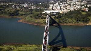 Desde el 19 de enero, los buses turísticos dejarán de circular por el Puente de la Amistad, que une Ciudad del Este con Foz do Iguaçu imagen-9