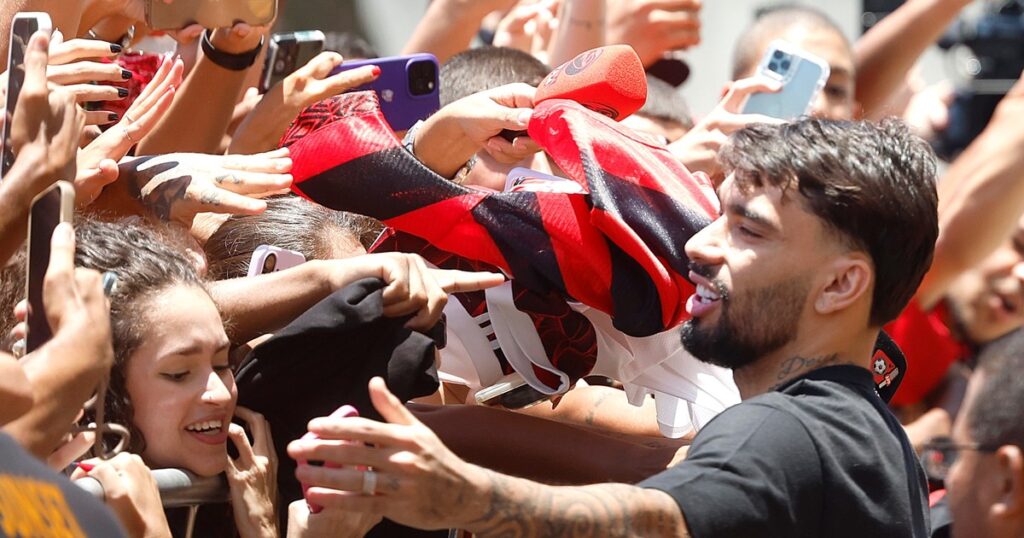 El refuerzo más caro de la historia de Brasil puede ganar un título el día de su debut imagen-4