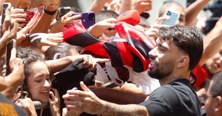 El refuerzo más caro de la historia de Brasil puede ganar un título el día de su debut El refuerzo más caro de la historia de Brasil puede ganar un título el día de su debut imagen-16