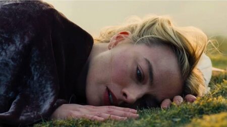 No, 'Cumbres Borrascosas' no es la nueva 'Titanic': Una película gamberra y deliciosa que se pasa por el forro el libro de Emily Brontë imagen-111