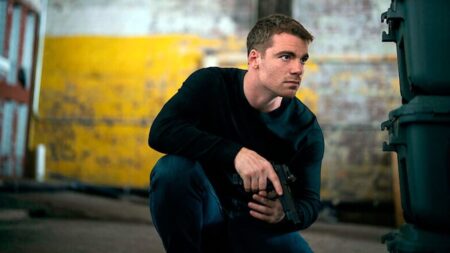 Antes de la temporada 3 de ‘El agente nocturno’ hubo rumores de un ‘spin-off’ y ahora han contado la verdad: «No se materializó» Antes de la temporada 3 de 'El agente nocturno' hubo rumores de un 'spin-off' y ahora han contado la verdad: "No se materializó" imagen-113