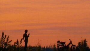 Hoy en ‘streaming’: una comedia de sólo hora y media que se atrevió a soñar a lo grande imagen-120