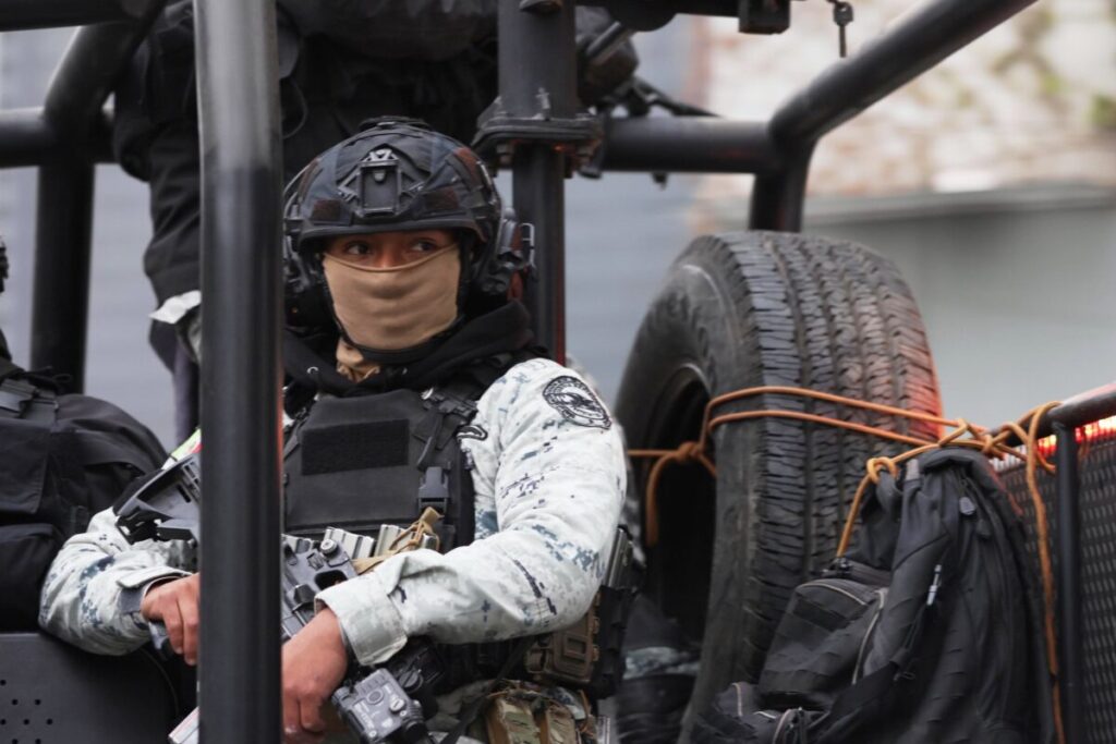 El Ejército de México asesinó al jefe del Cartel Jalisco Nueva Generación: ola de violencia, 14 muertos y 64 detenidos imagen-3