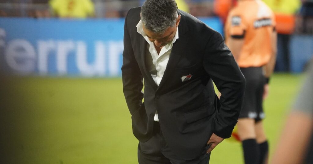 Cae la estatua: Gallardo le pone fin a su tortuoso segundo ciclo en River imagen-4