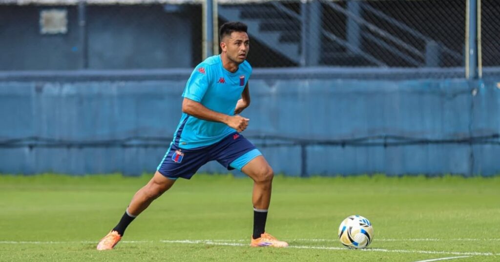 Pity Martínez, antes de River: "Le tengo un cariño muy grande, pero ahora llevo la camiseta de Tigre..." imagen-44