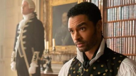 "Puedo aportar mi granito de arena y que ellos sigan": Regé-Jean Page rechazó cobrar 50.000 dólares por episodio por volver a 'Los Bridgerton' imagen-112