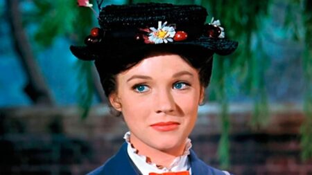 «Era condescendiente y cruel»: este legendario actor nunca había sentido tanto odio como por la actriz de ‘Mary Poppins’ Julie Andrews "Era condescendiente y cruel": este legendario actor nunca había sentido tanto odio como por la actriz de 'Mary Poppins' Julie Andrews imagen-112