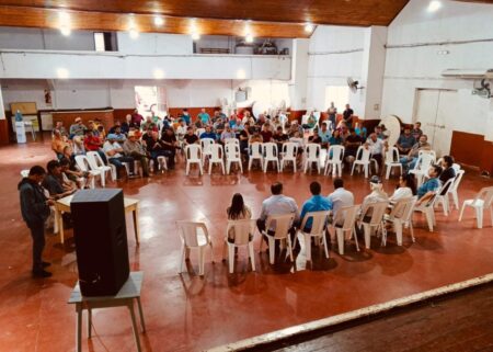 Yerbateros decretan cese total de la cosecha y piden restituir atribuciones al INYM Yerbateros decretan cese total de la cosecha y piden restituir atribuciones al INYM imagen-107