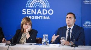 Reforma laboral: Bullrich se reunió con dialoguistas y la rebaja de Ganancias sigue como escollo imagen-14
