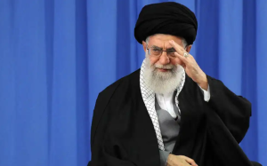 Ali Jamenei, la figura clave detrás del poder religioso y político en Irán Ali Jamenei, la figura clave detrás del poder religioso y político en Irán imagen-21