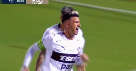 Video: el gol salvador de Cuesta para que Platense elimine a Argentino de Monte Maíz imagen-16