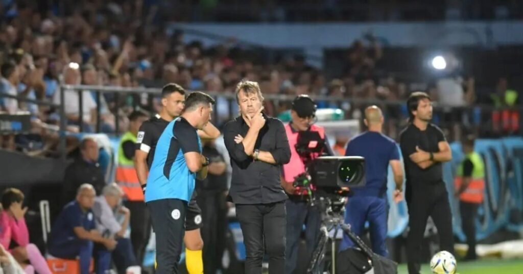 Con Belgrano puntero invicto, Zielinski no se mueve del paso a paso: "Ya pensaremos en el clásico..." imagen-40