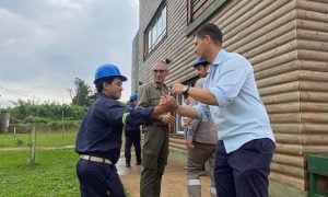 En plena retracción del mercado interno, Industria activó asistencia y créditos para sostener PyMEs forestales en Aristóbulo y Salto Encantado imagen-2