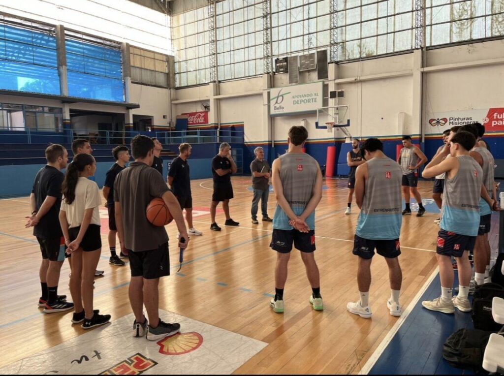 CAPRI inició su pretemporada con varias caras nuevas imagen-4