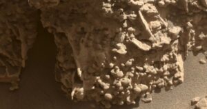 La NASA halló en Marte “telarañas” rocosas con forma de huevo que desconciertan a la Ciencia La NASA halló en Marte “telarañas” rocosas con forma de huevo que desconciertan a la Ciencia imagen-2