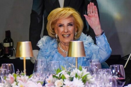 Así será el cumpleaños 99 de Mirtha Legrand hoy: los invitados, la temática elegida para la fiesta y la gran ausente Así será el cumpleaños 99 de Mirtha Legrand hoy: los invitados, la temática elegida para la fiesta y la gran ausente imagen-10
