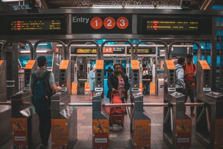 Es oficial: ya entró en vigor la regla de la MTA que actualiza los precios del metro y el peaje en Nueva York en 2026 imagen-12