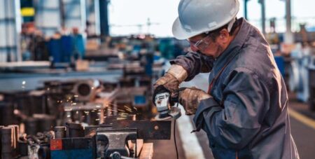 La UIA reclama políticas nacionales para frenar la crisis industrial: “el sector perdió más de 60 mil puestos registrados” imagen-25