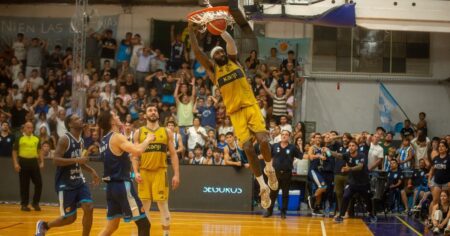 Trabajada victoria de Boca: le ganó por dos puntos a Racing de Chivilcoy imagen-15