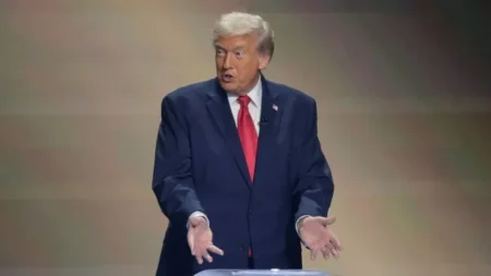 Donald Trump aseguró que negocia con altos mandos cubanos y volvió a calificar a la isla como “nación fallida” Donald Trump aseguró que negocia con altos mandos cubanos y volvió a calificar a la isla como “nación fallida” imagen-16