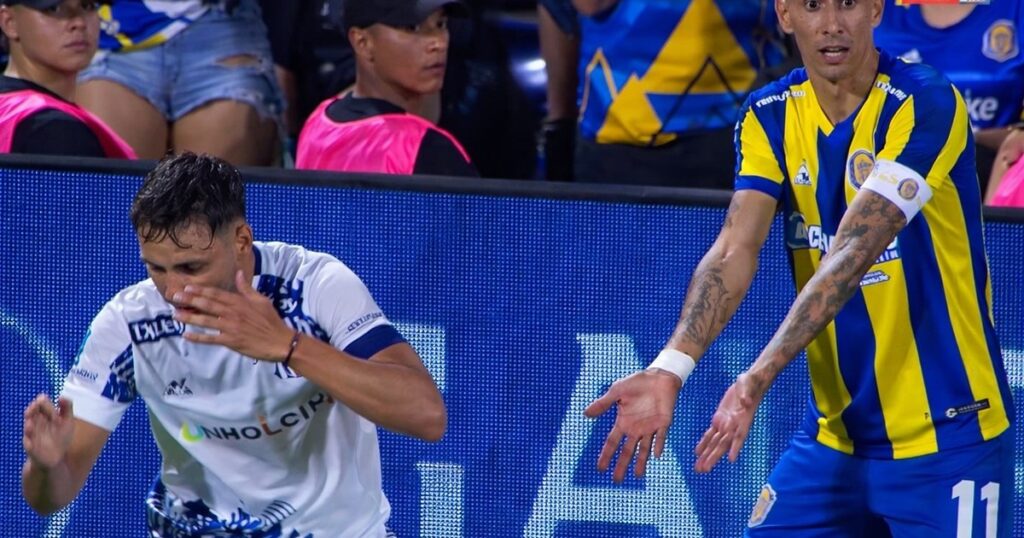 Video: la amarilla a Di María por un lateral a la cara del rival Video: la amarilla a Di María por un lateral a la cara del rival imagen-5