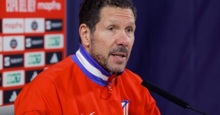 Tras un complicado mercado de pases, el Cholo Simeone aclaró: "Acá estamos todos en una misma línea, que es buscar lo mejor para el Atlético de Madrid" imagen-11