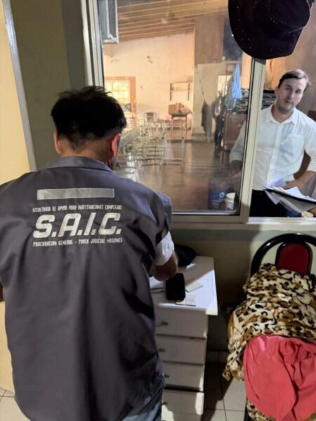 Rápida acción judicial en Posadas: pruebas tecnológicas y cámara Gesell acorralan al acusado de presunto abuso en el barrio Las Rosas imagen-12