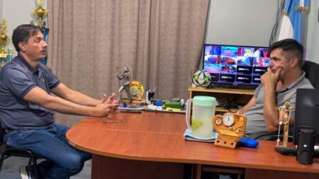 Ecología entregó un equipo de ataque rápido contra incendios en Pozo Azul Ecología entregó un equipo de ataque rápido contra incendios en Pozo Azul imagen-11