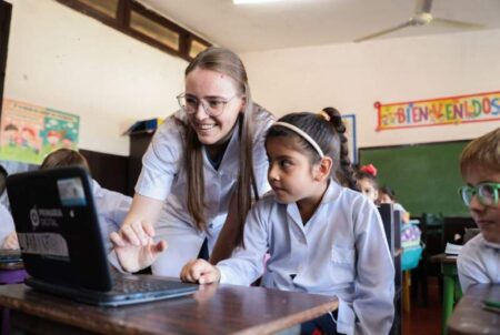 Misiones financia el 62% de su educación y paga $60 mil millones mensuales en salarios docentes Misiones financia el 62% de su educación y paga $60 mil millones mensuales en salarios docentes imagen-8